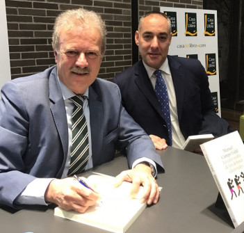 Ignacio Rubio con Manuel Campo Vidal presidente de la Academia de la Televisión