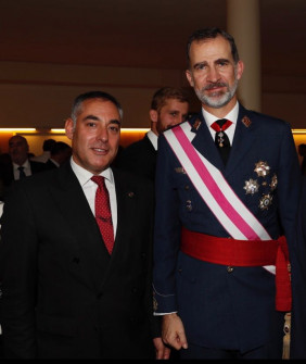 Su Majestad El Rey Felipe VI con Ignacio Rubio en día de las Fuerzas Armadas