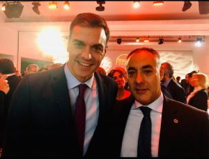 Ignacio Rubio con el Presidente del Gobierno Pedro Sánchez en los Premis Ferrer Salat